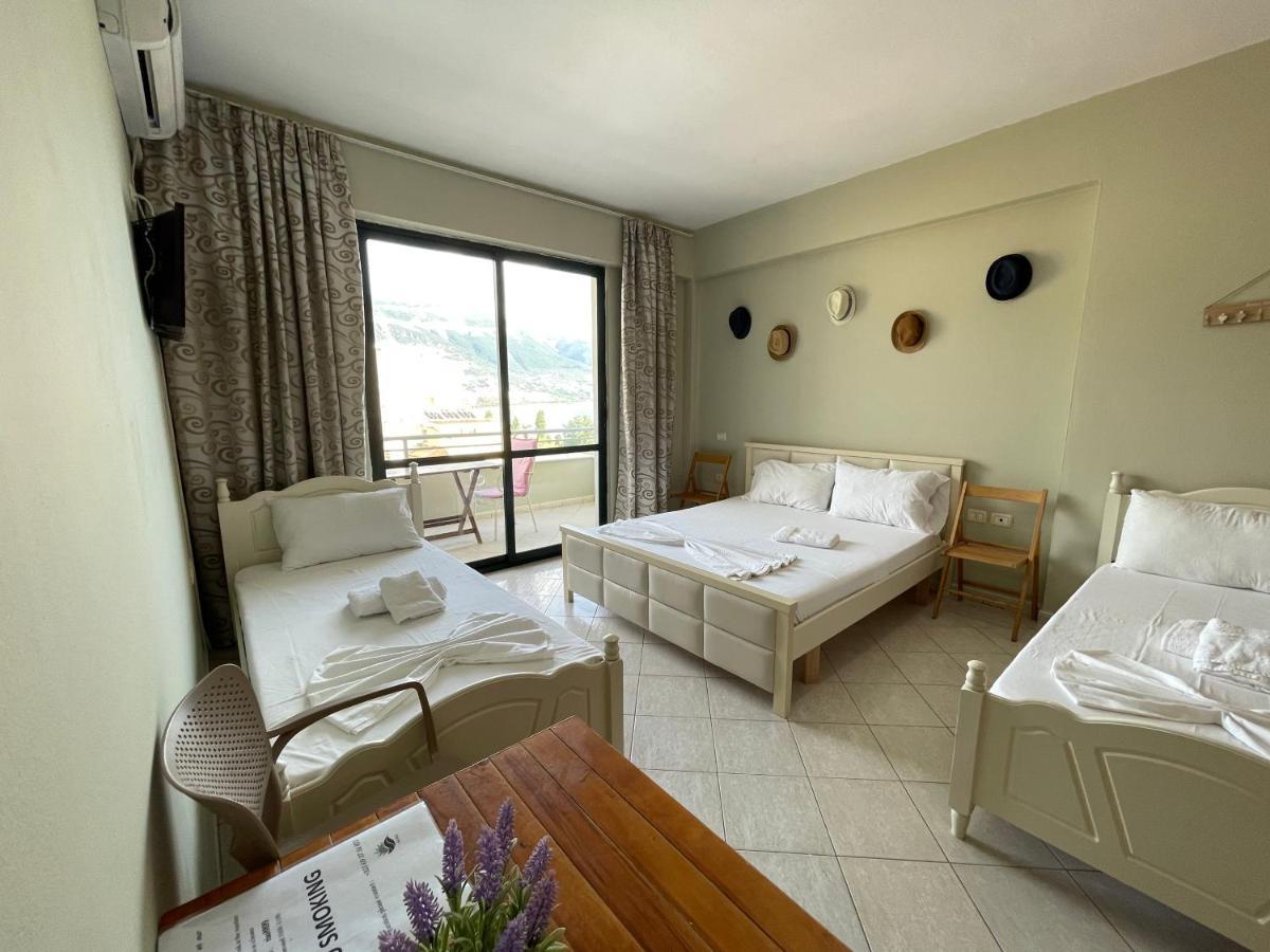 Rias Seaside Apartments Влёра Экстерьер фото