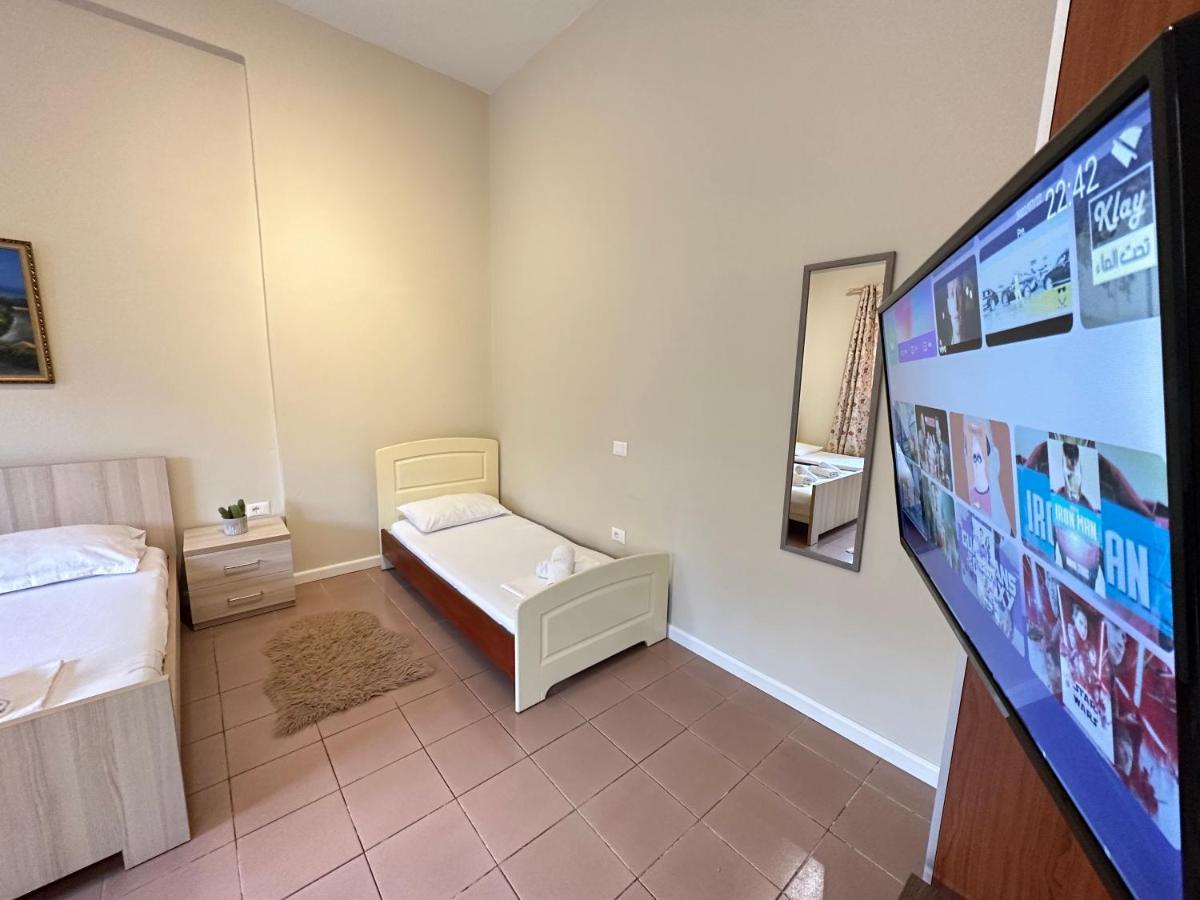 Rias Seaside Apartments Влёра Экстерьер фото