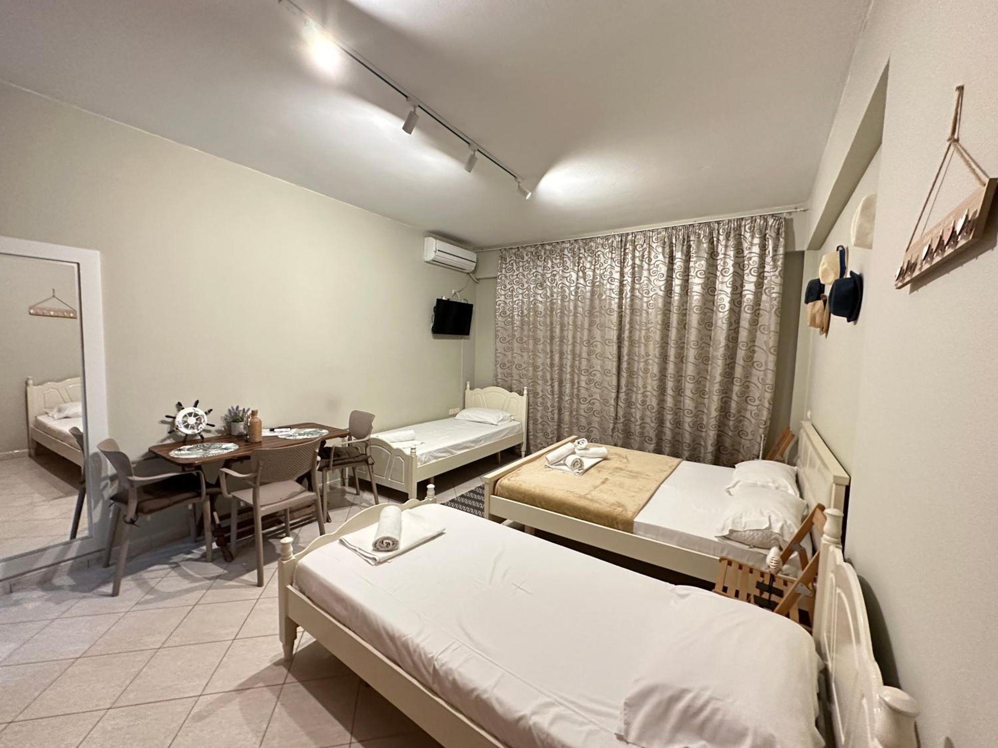 Rias Seaside Apartments Влёра Экстерьер фото