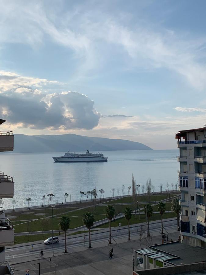 Rias Seaside Apartments Влёра Экстерьер фото